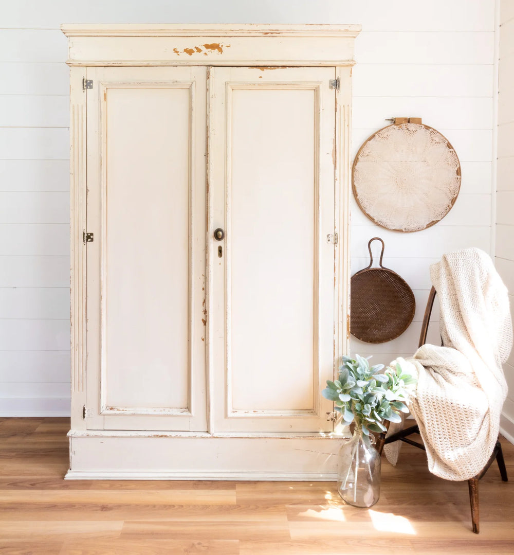 Homestead House Milk Paint - COMBED WOOL - Rustic Farmhouse Charm