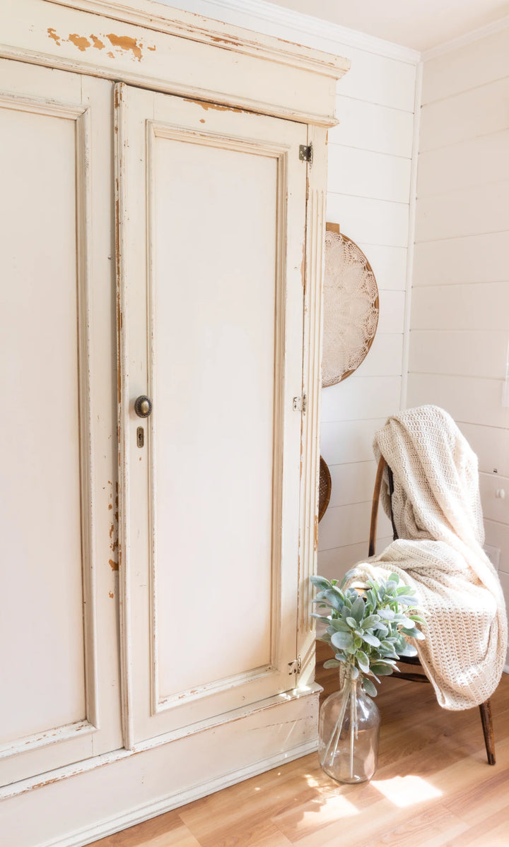 Homestead House Milk Paint - COMBED WOOL - Rustic Farmhouse Charm
