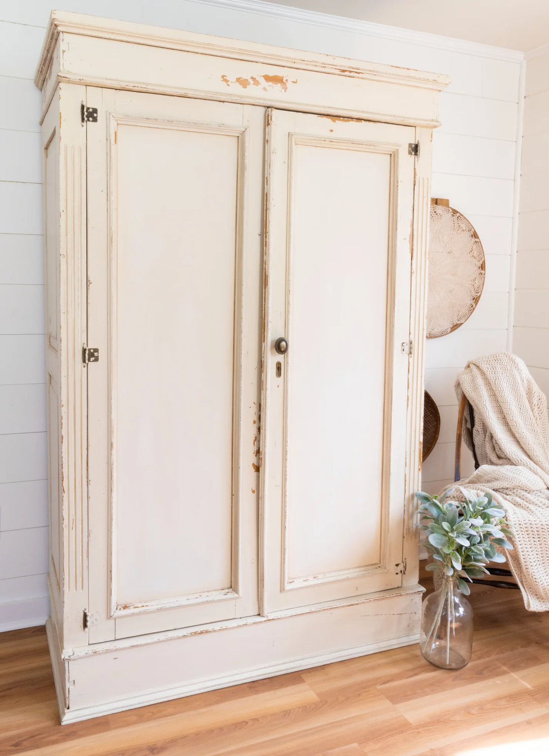Homestead House Milk Paint - COMBED WOOL - Rustic Farmhouse Charm