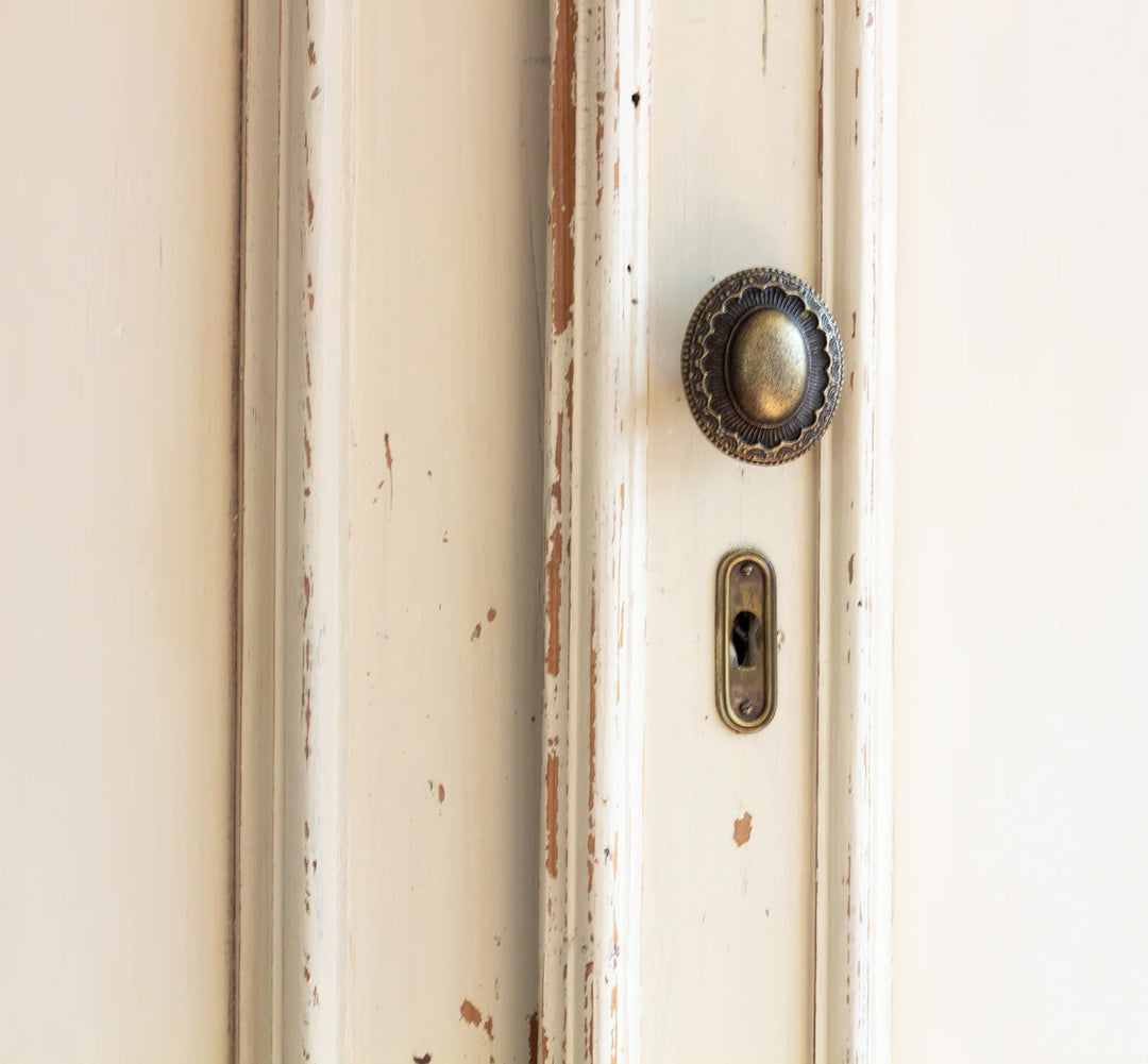 Homestead House Milk Paint - COMBED WOOL - Rustic Farmhouse Charm