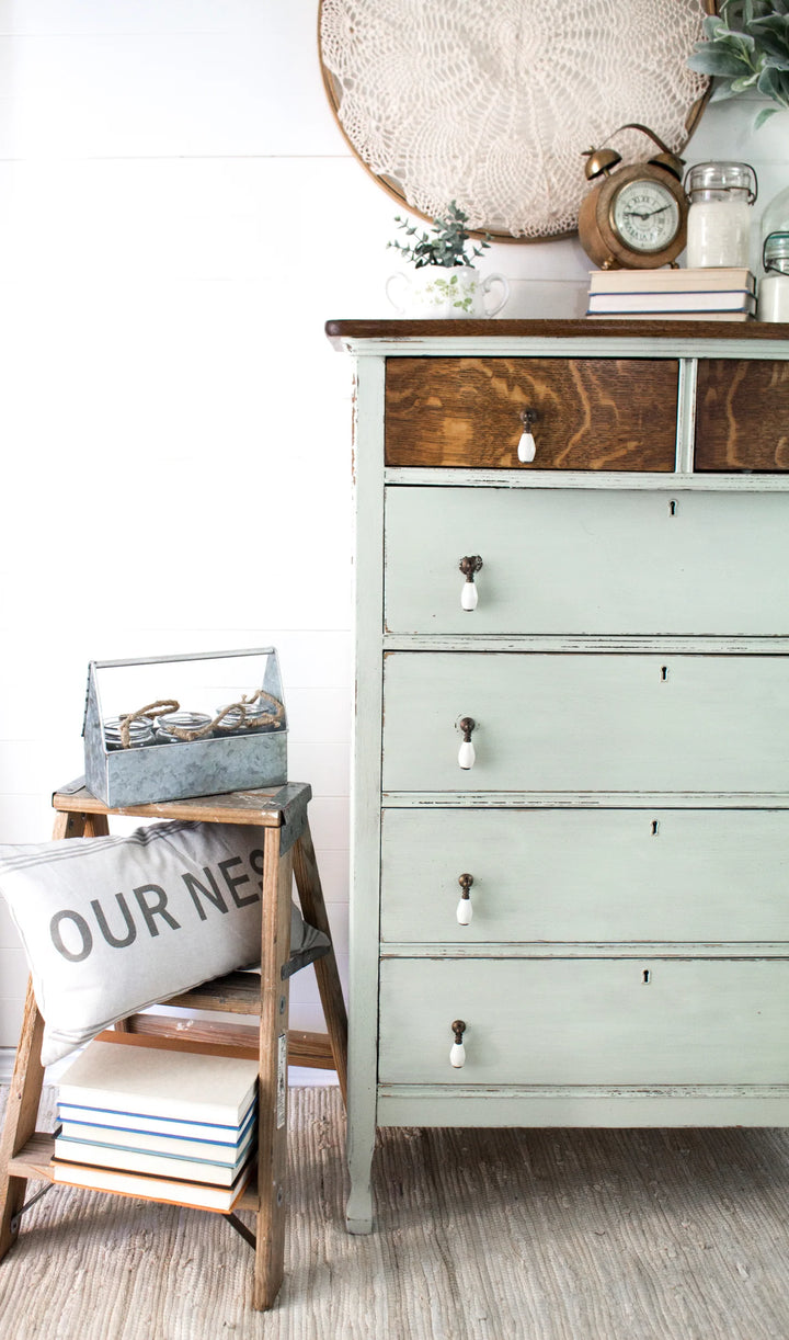 Homestead House Milk Paint - CRAFTSMAN - Rustic Farmhouse Charm