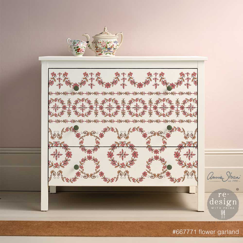 Redesign Transfer - FLOWER GARLAND by Annie Sloan (60.96cm x 88.9cm) - Rustic Farmhouse Charm