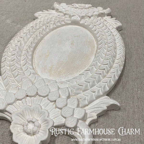 Old Worlde Ornate Panel Frame - LAUREL OVAL (19cm x 34.5cm) - Rustic Farmhouse Charm