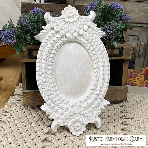 Old Worlde Ornate Panel Frame - LAUREL OVAL (19cm x 34.5cm) - Rustic Farmhouse Charm