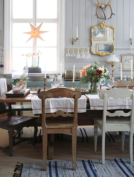 Jeanne d'Arc Living Magazine - Home for Christmas 2023 - Rustic Farmhouse Charm