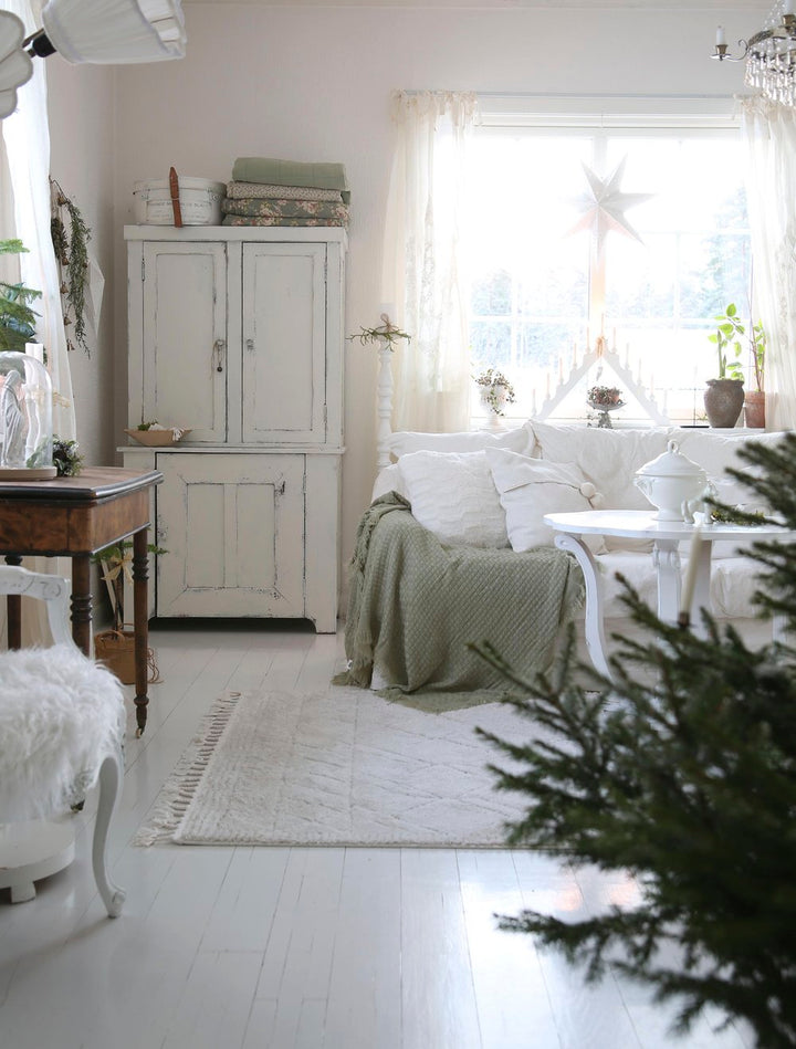 NEW! Jeanne d'Arc Living Magazine - Home for Christmas 2023 - Rustic Farmhouse Charm