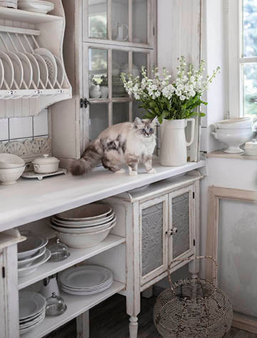 NEW! Jeanne d'Arc Living Magazine - 4th Issue of 2024 (May) - Rustic Farmhouse Charm