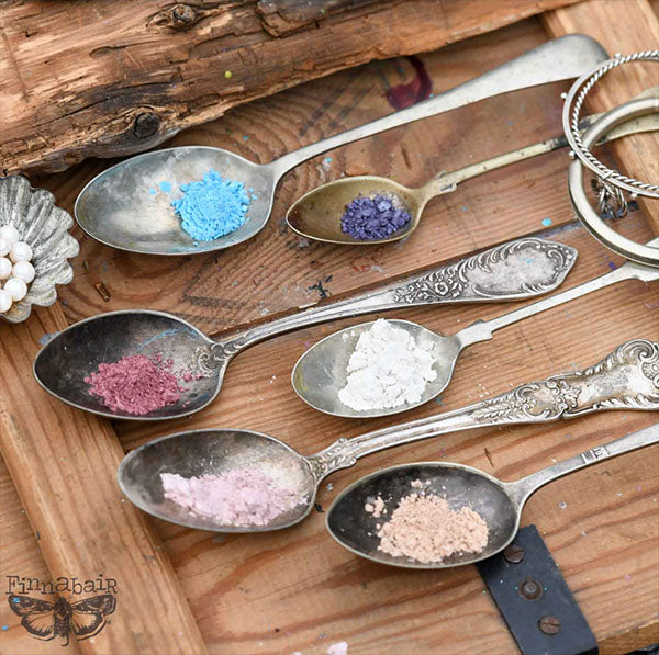 PEARLS & CRYSTALS Mica Powder Set by  Finnabair Prima - Rustic Farmhouse Charm