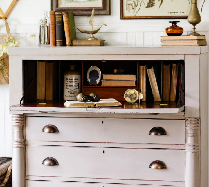 Homestead House Milk Paint - SILHOUETTE - Rustic Farmhouse Charm