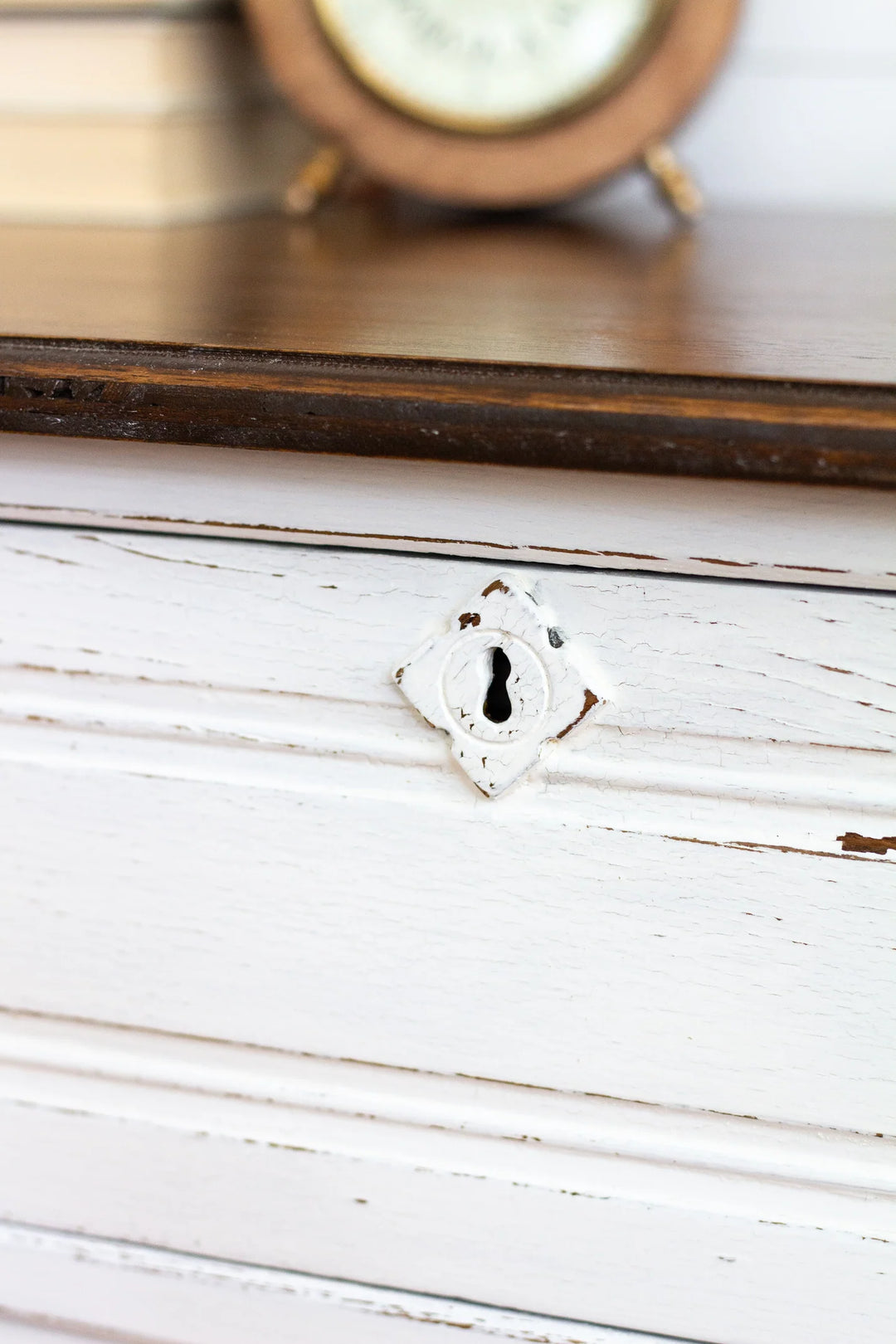 Homestead House Milk Paint - STURBRIDGE WHITE - Rustic Farmhouse Charm