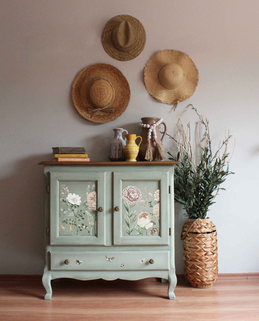 NEW! Redesign Maxi Transfer - AN AFTERNOON IN THE GARDEN (2 sheets, each 30.48cm x 30.48cm) - Rustic Farmhouse Charm