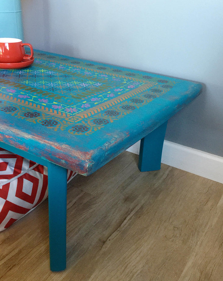 Boho-Chic Coffee Table - Rustic Farmhouse Charm