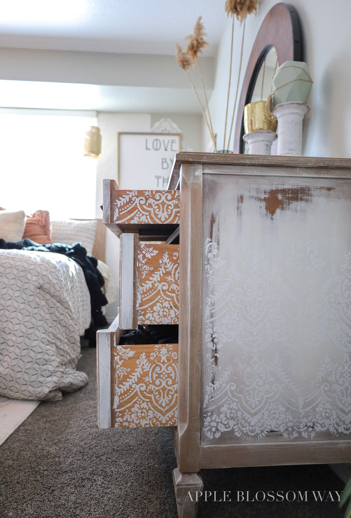 DOTTED FLOURISH Redesign Stencil 9" x 13.5" - Rustic Farmhouse Charm