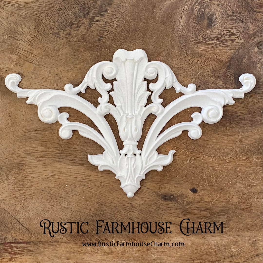 EMPIRE FLOURISH Resin Applique (unpainted) 24.8cm x 14.9cm - Rustic Farmhouse Charm