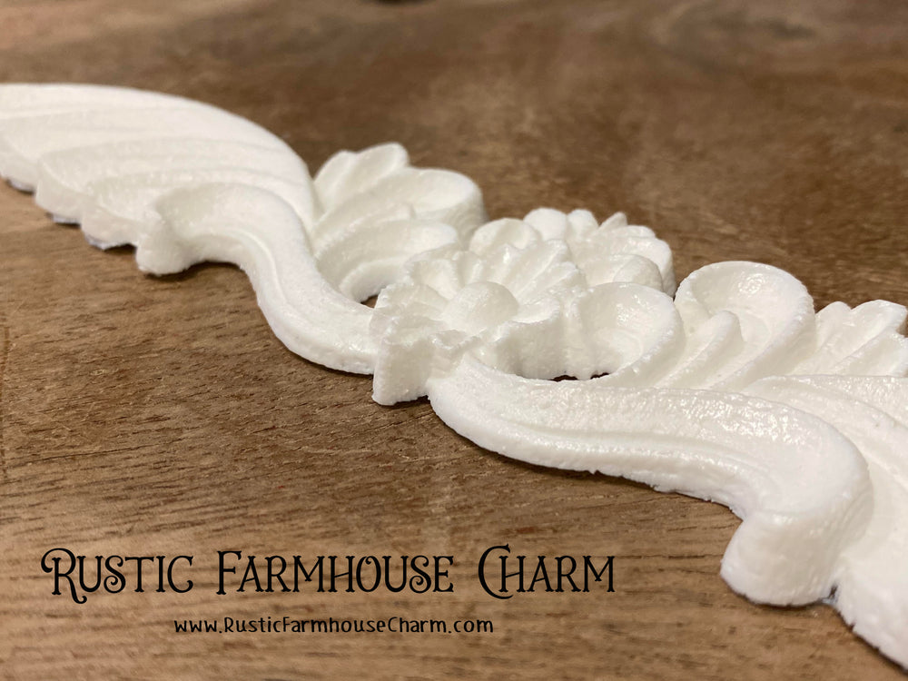 LEAFY SCROLL Resin Applique (unpainted) 24.6cm x 4.6cm - Rustic Farmhouse Charm