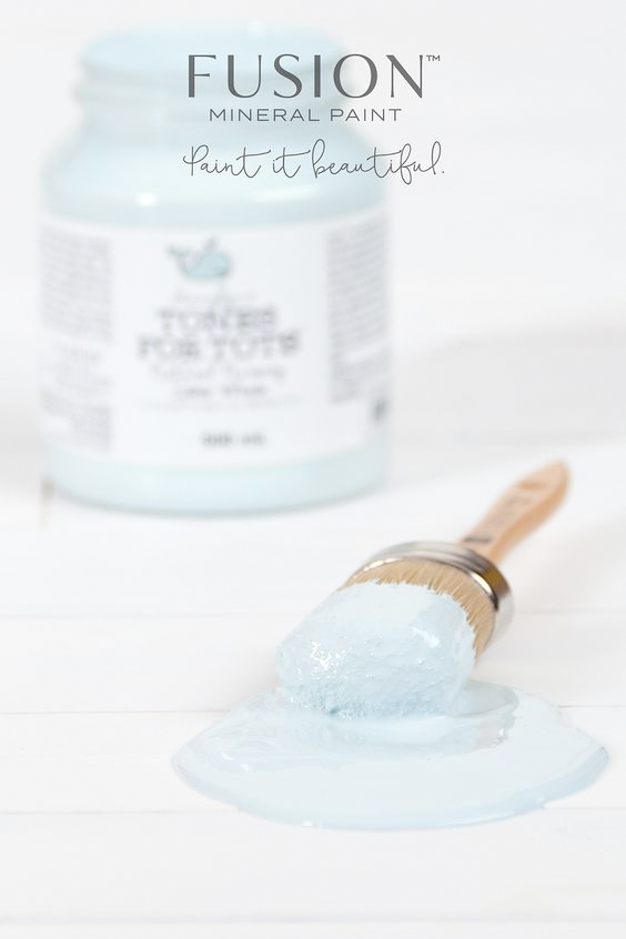 LITTLE WHALE Fusion™ Mineral Paint - Rustic Farmhouse Charm