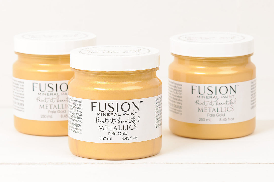 PALE GOLD Fusion™ Metallic Paint (250ml) - Rustic Farmhouse Charm