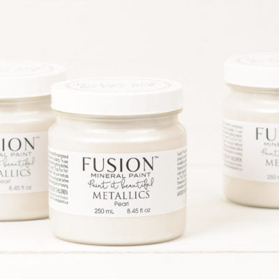 PEARL Fusion™ Metallic Paint (250ml) - Rustic Farmhouse Charm