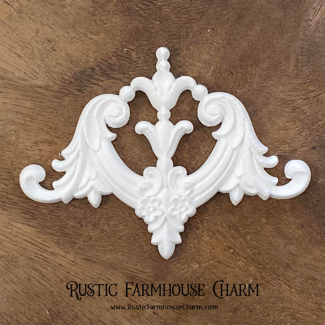 REGAL FRIEZE Resin Applique (unpainted) 14.5cm x 10.5cm - Rustic Farmhouse Charm