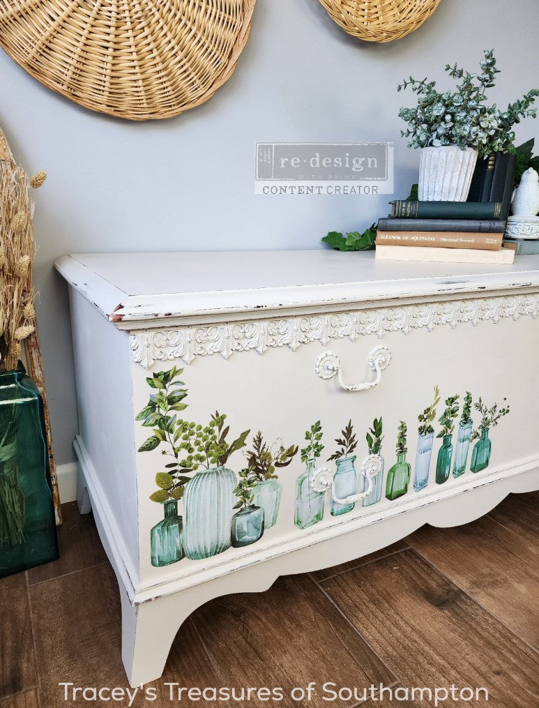 NEW! VINTAGE GREENHOUSE Redesign Middy Transfer (3 sheets, each 21.59cm x 27.94cm) - Rustic Farmhouse Charm