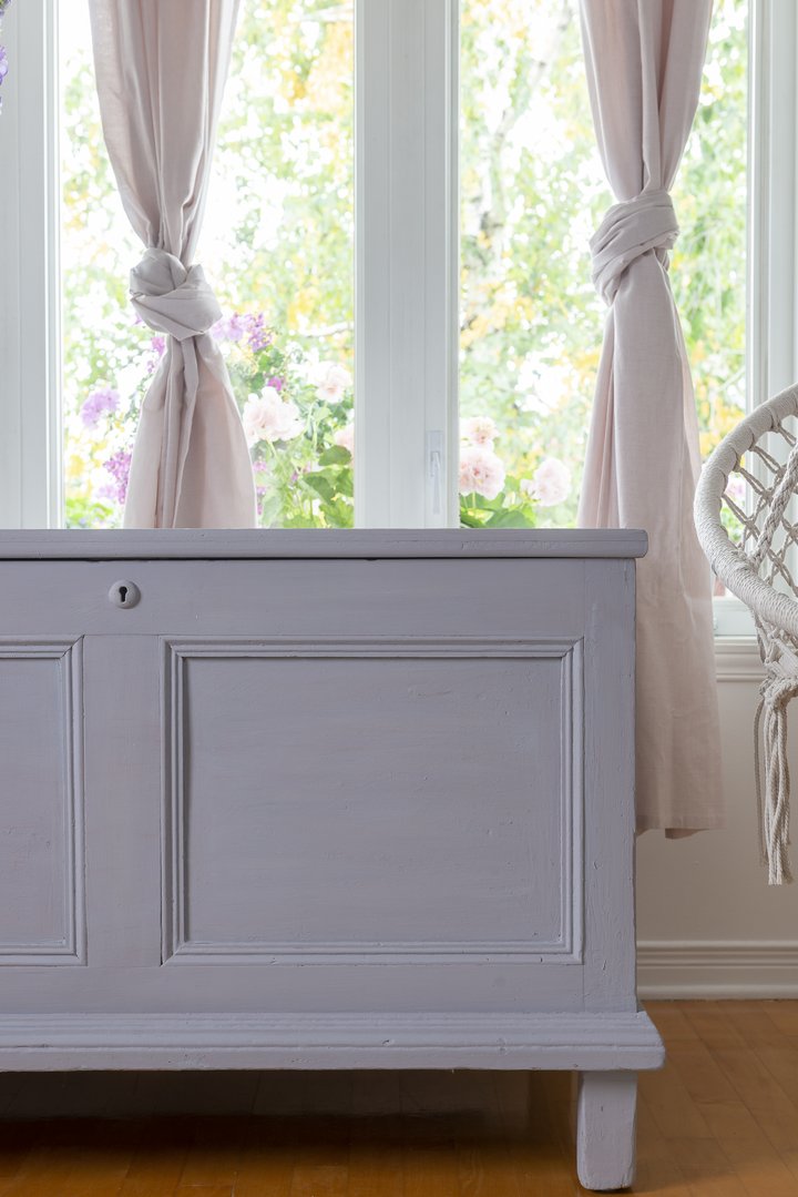 Milk Paint by Fusion - WISTERIA ROW - Rustic Farmhouse Charm