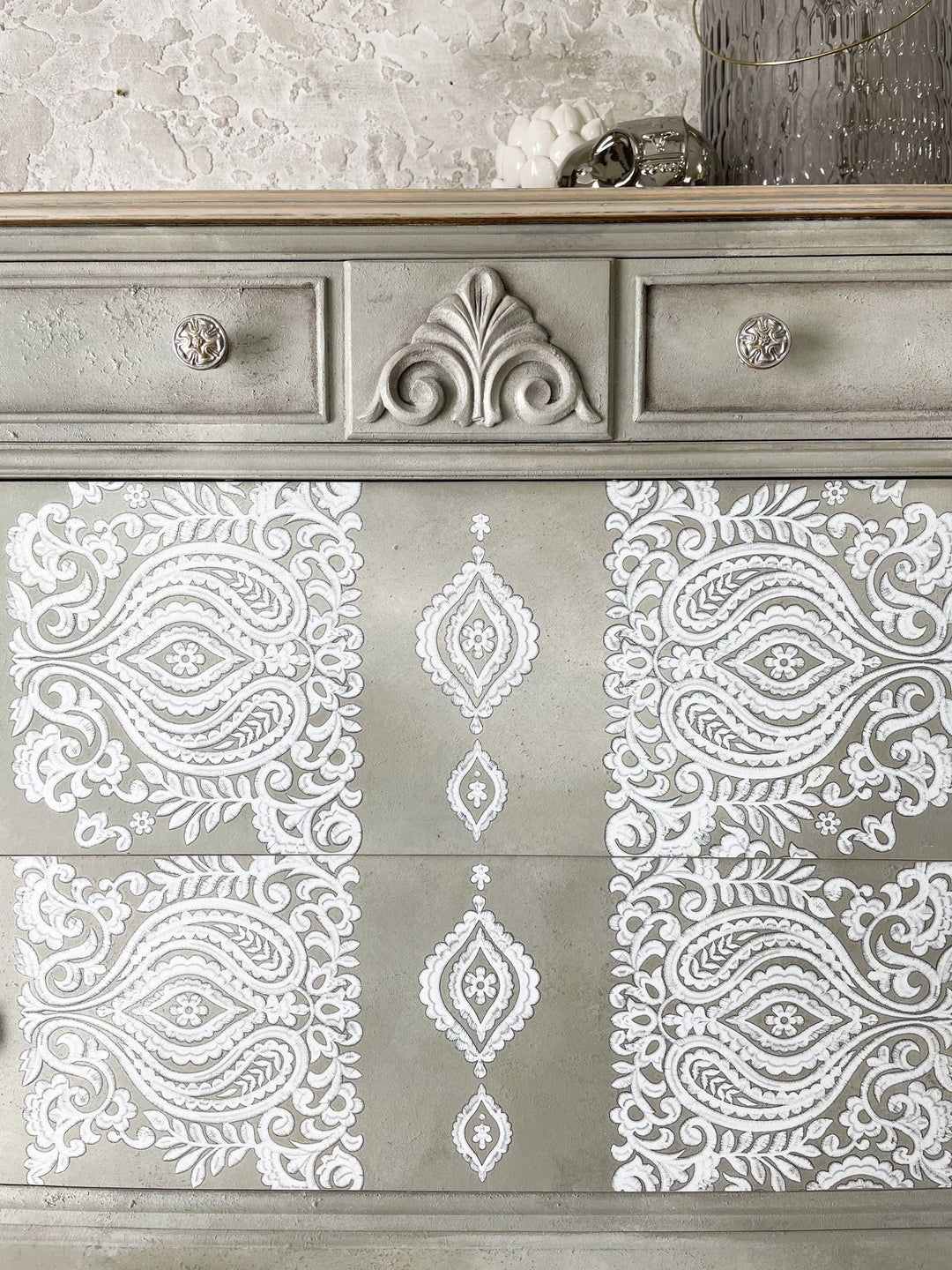 NEW! WHITE ENGRAVING Redesign Transfer (60.96cm x 88.9cm) - Rustic Farmhouse Charm