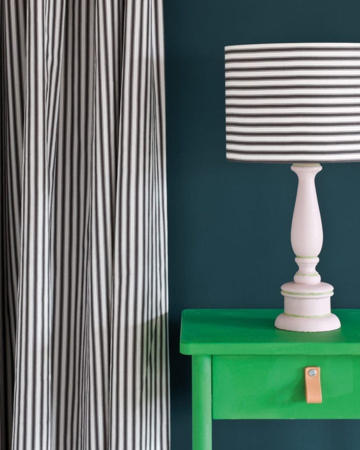 Annie Sloan Chalk Paint® - ANTIBES GREEN
