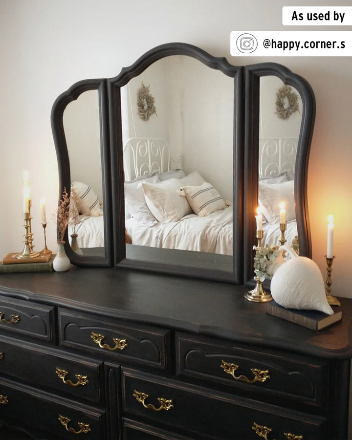 Annie Sloan Chalk Paint® - ATHENIAN BLACK