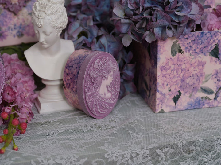 NEW! LaBlanche Mould - CAMEOS (12.7 cm x 20.3 cm)