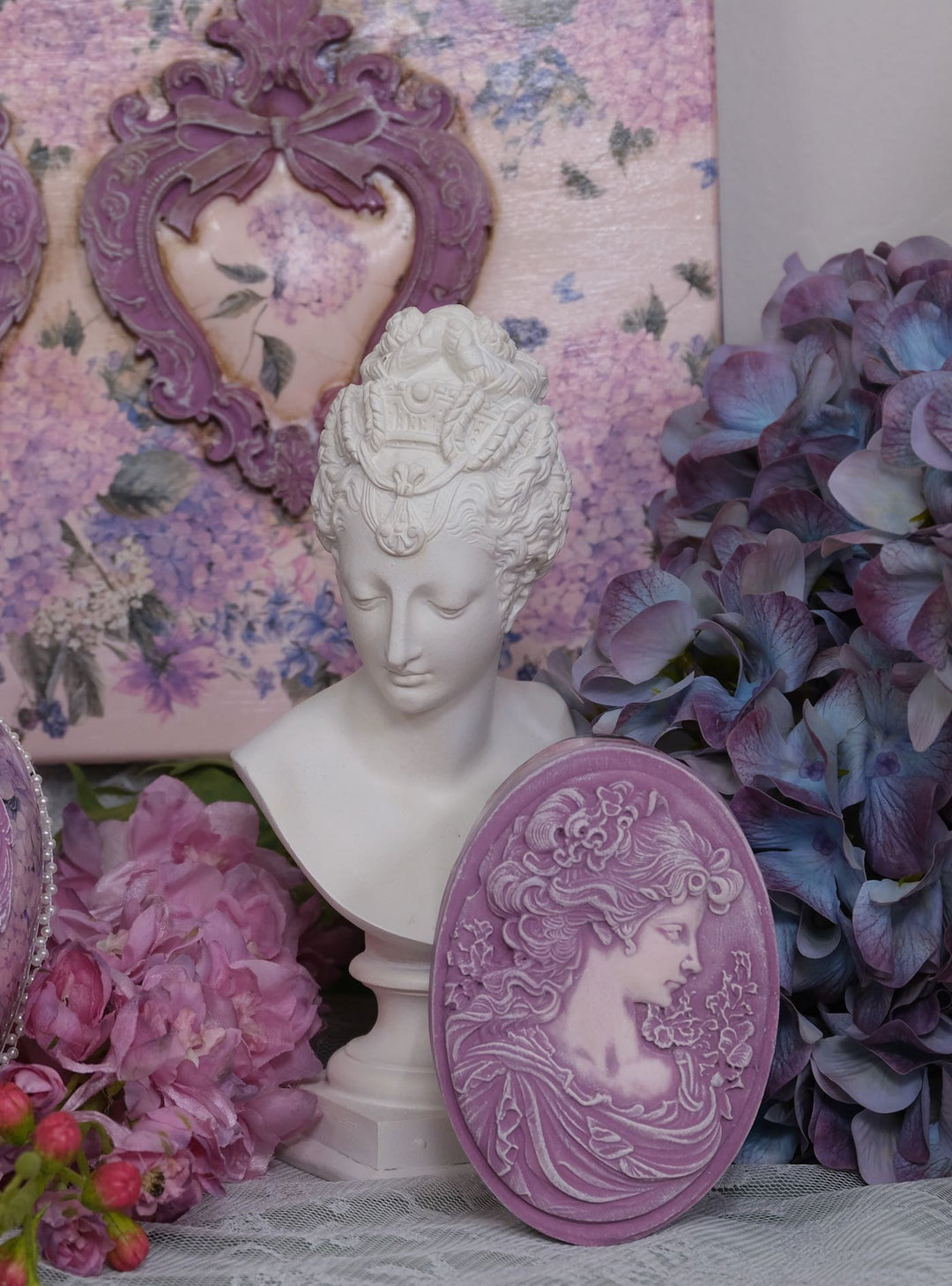 NEW! LaBlanche Mould - CAMEOS (12.7 cm x 20.3 cm)