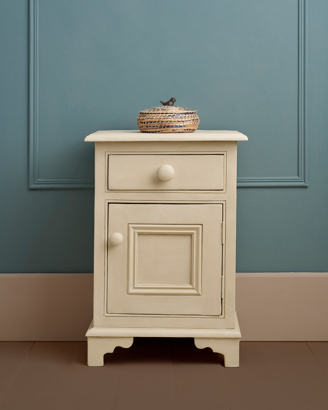 Annie Sloan Chalk Paint® - CANVAS