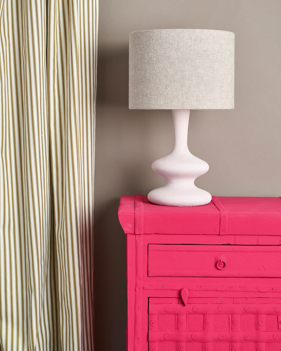 Annie Sloan Chalk Paint® - CAPRI PINK