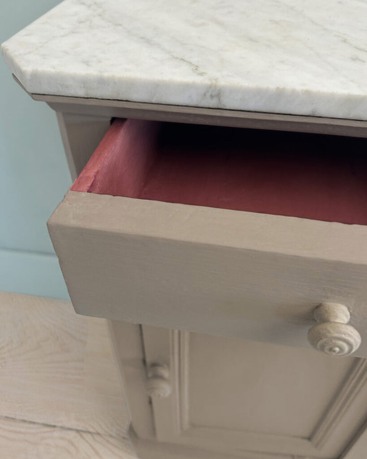 Annie Sloan Chalk Paint® - COCO