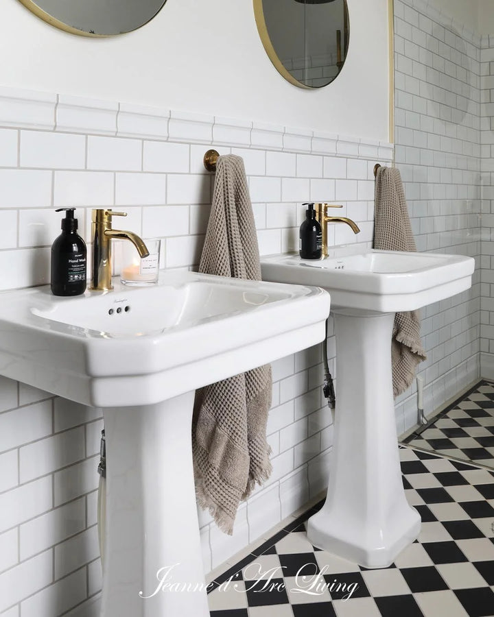 NEW! Jeanne d'Arc Living Magazine - 1st Issue of 2026 FREE SHIPPING*