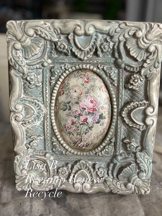 Old Worlde Ornate Panel Frame - LAUREL OVAL (19cm x 34.5cm)