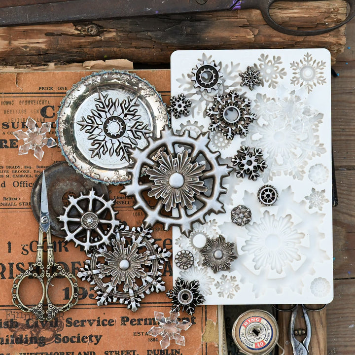 NEW! Finnabair Mould - FROSTY GEARS (5" x 8")
