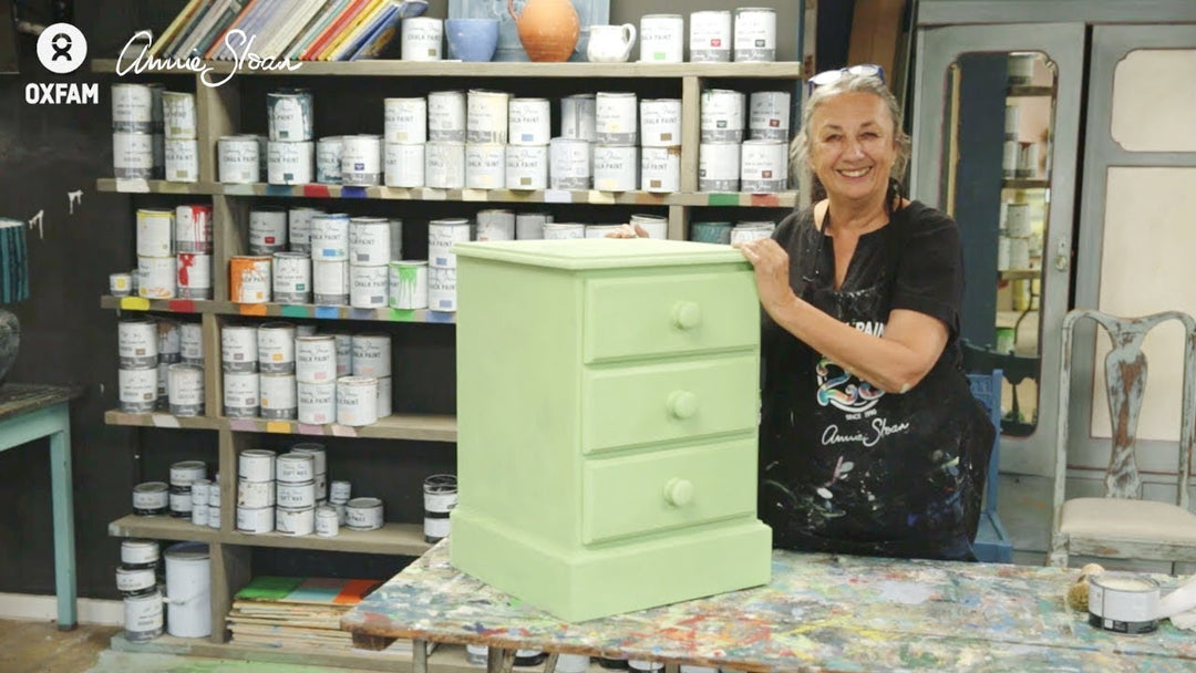 Annie Sloan Chalk Paint® - LEM LEM