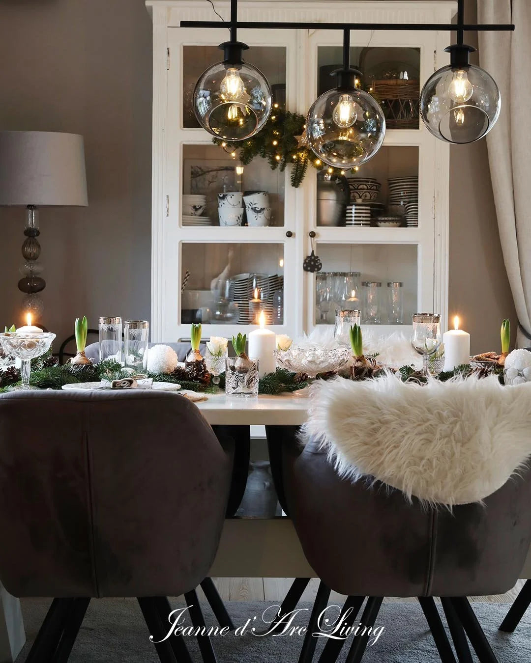 NEW! Jeanne d'Arc Living Magazine - 8th Issue of 2025 FREE SHIPPING*