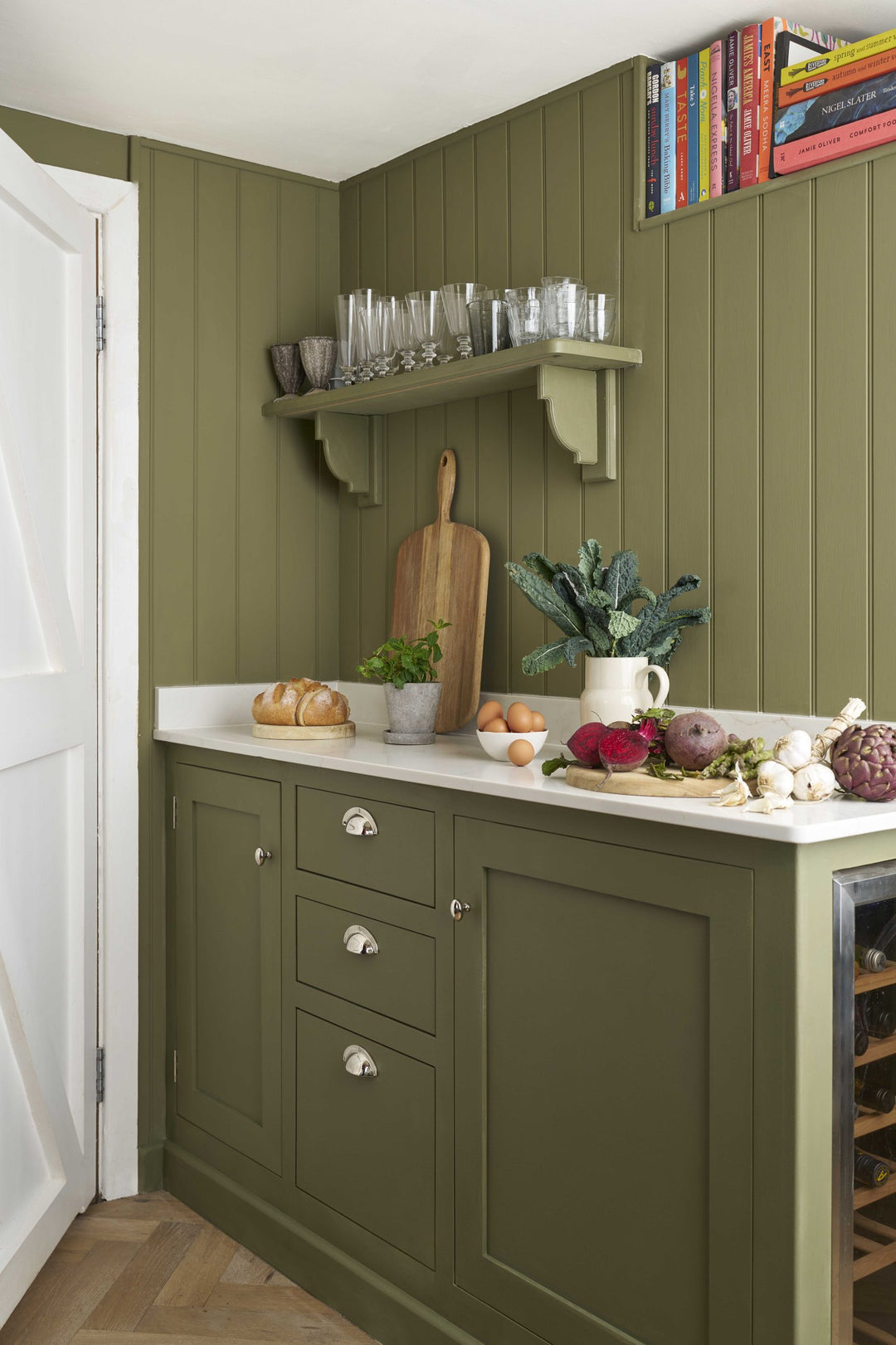 Annie Sloan Chalk Paint® - OLIVE