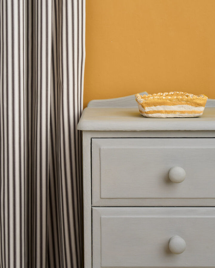 Annie Sloan Chalk Paint® - PARIS GREY