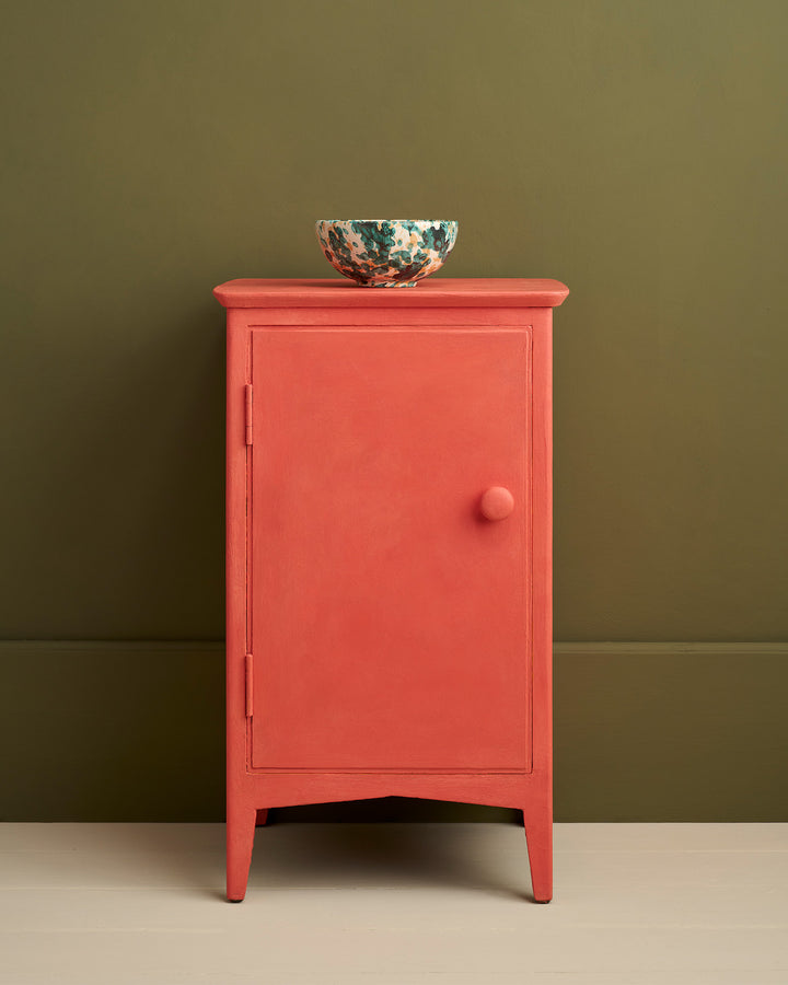 Annie Sloan Chalk Paint® - SANDALWOOD RED