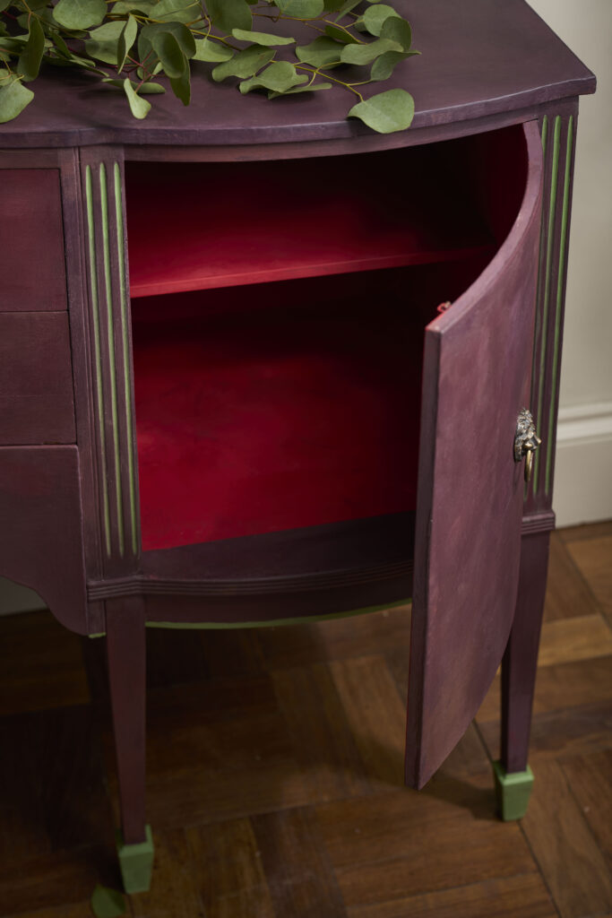 Annie Sloan Chalk Paint® - TYRIAN PLUM