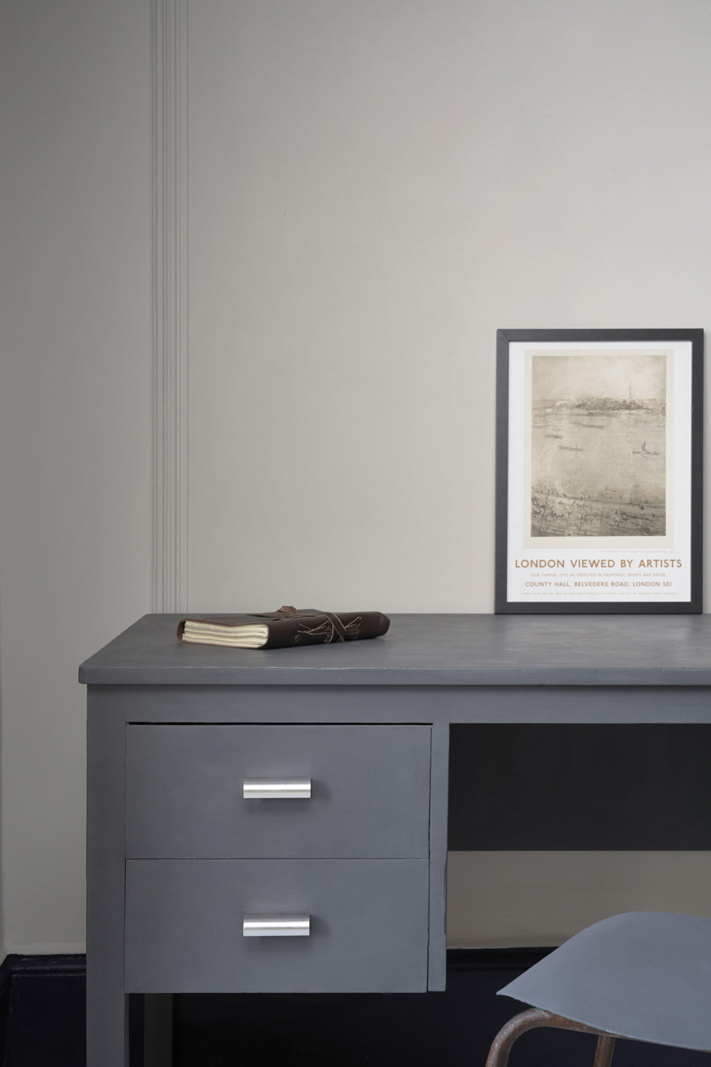 Annie Sloan Chalk Paint® - WHISTLER GREY