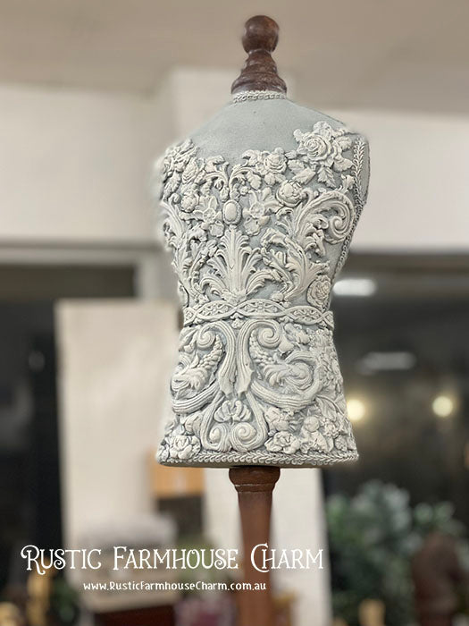 Vintage-style Dress Form with Linen/Cotton Body (66cm tall)