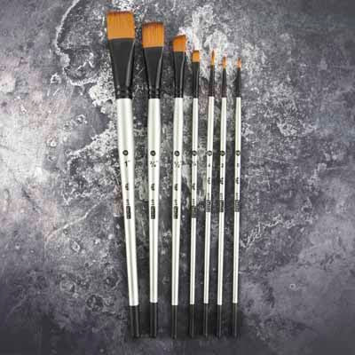 Painting Brush Set of 7 by Art Basics - Rustic Farmhouse Charm